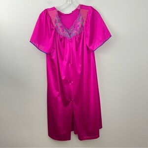 Vintage Vanity Fair Satin Nightgown and Robe Set Embroidered Design